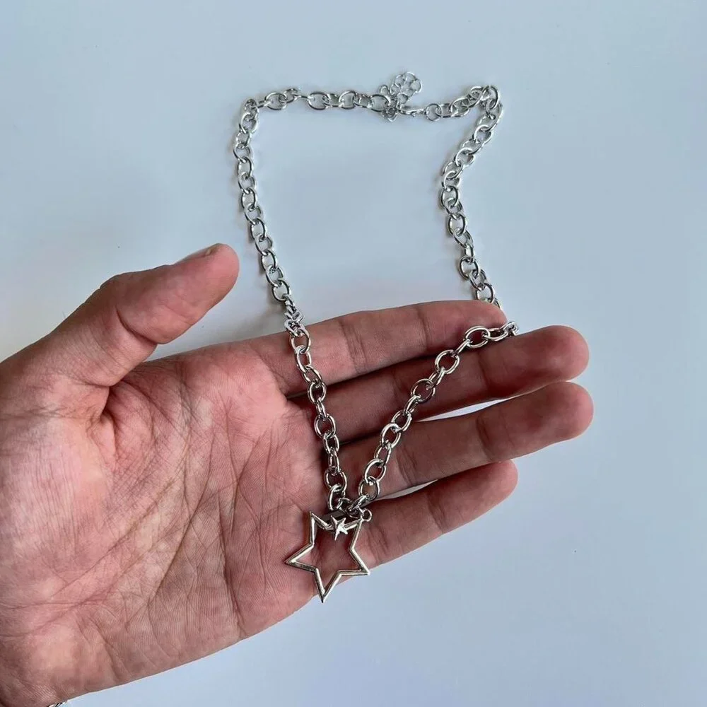 y2k 2000s star chain cute goth grunge silver necklace